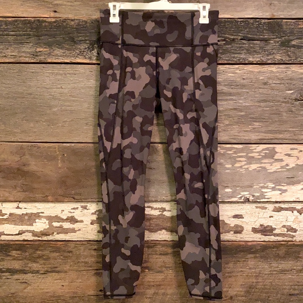 Athleta Lightning 7/8 Leggings With Pockets